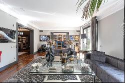 LUXURIOUS 600 SQM APARTMENT IN FRONT OF TURO PARK, Barcelona 08001