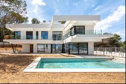 New luxury villa with sea views in the most beautiful area in De, Dénia 03700