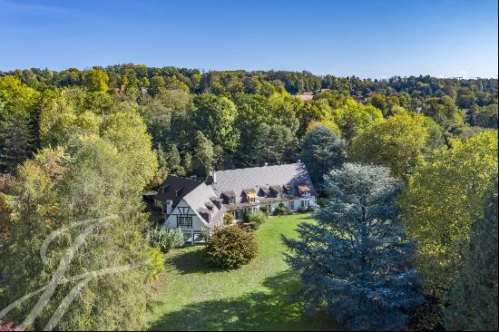 Luxurious estate in a green setting, at the gates of Lausanne