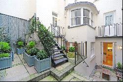 Chesham Mews, Belgravia, London, SW1X 8HS