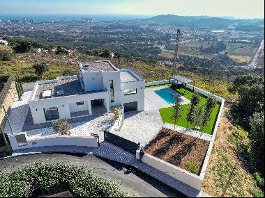 Modern house of recent construction with panoramic sea views.