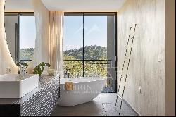 MOUGINS - CONTEMPORARY VILLA WITH PANORAMIC VIEW