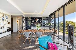 MOUGINS - CONTEMPORARY VILLA WITH PANORAMIC VIEW