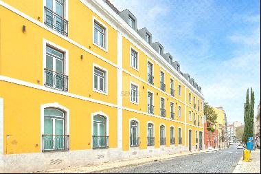 3 Bedroom Apartment, Janelas Verdes, Estrela, Lisbon
