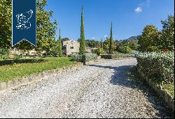 Lovely luxury hotel for sale in the province of Arezzo