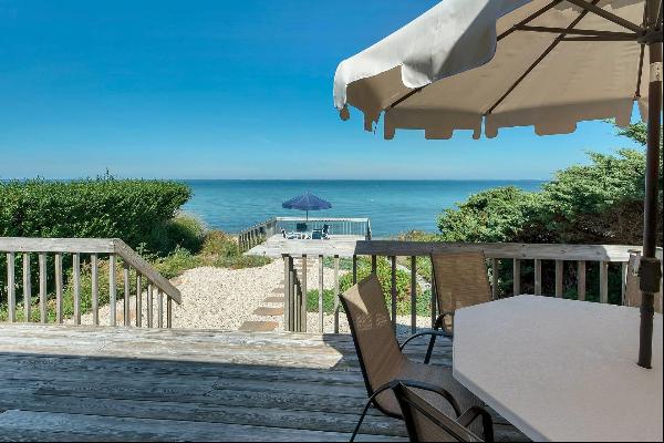Waterfront beach cottage on Peconic Bay.  Perfect  location with amazing sandy beach nearb