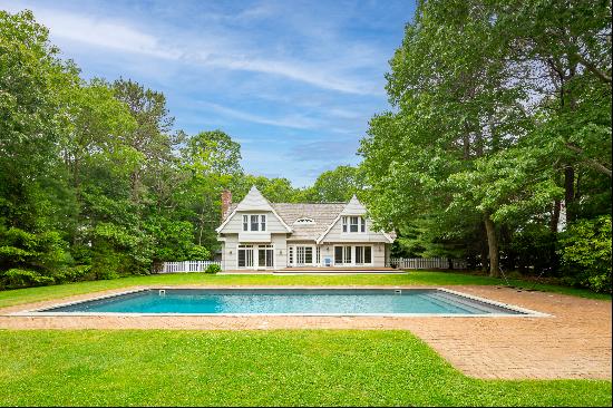 Stunning Custom Summer Rental in Wainscott