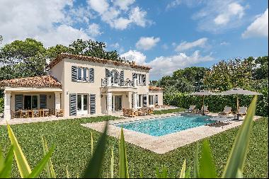 Mougins - Luxurious gated domain