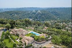 Close to Saint-Paul de Vence - Provencal villa with panoramic view