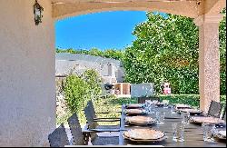 CLOSE TO THE VILLAGE OF VALBONNE - NICE RENOVATED VILLA