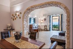 Seafront apartment in Aci Castello