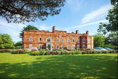 Binfield House, Hall Garden, Binfield, Berkshire, RG42 5JG