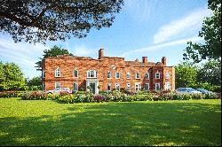 Binfield House, Hall Garden, Binfield, Berkshire, RG42 5JG