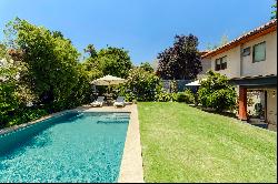 Chilean-style House in San Carlos de Apoquindo