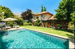 Chilean-style House in San Carlos de Apoquindo