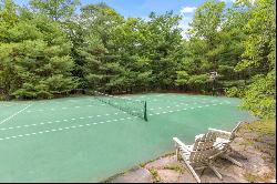 Private Gated East Hampton Estate with Tennis