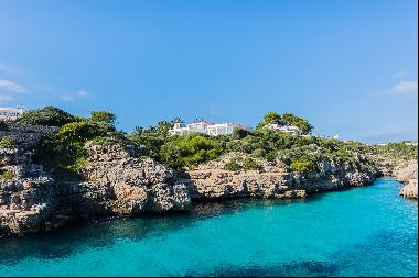 Stunning modern villa with spectacular sea views in Ciutadella