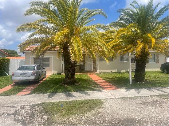 9021 SW 30 Terrace, Miami FL 33165