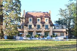 Splendid Art Deco manor