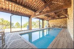 Lourmarin, exceptionnal location for this designer property