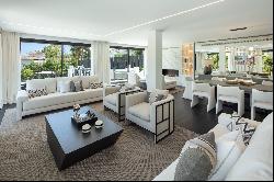 Modern Luxurious Villa in Aloha Golf Valley