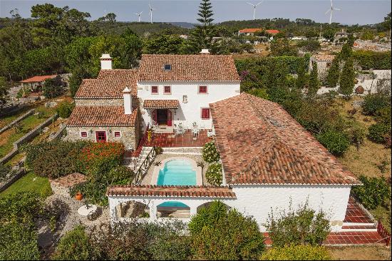 Small Farm, 8 bedrooms, for Sale