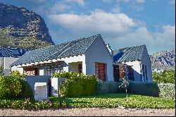 Spectacular views in gated Franschhoek Estate