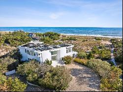 OCEANFRONT MODERN MASTERPIECE