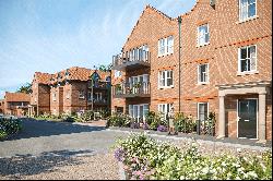 Pinewood Place, Hatch Lane, Windsor, Berkshire, SL4 3RW