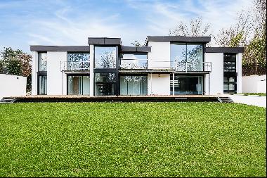 Ville-d’Avray - A new architect-designed property