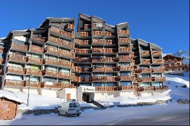Charming apartment located in a residence in Val Thorens.