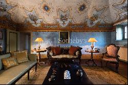 Gorgeous historic estate with private vineyard in Franciacorta