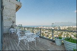 Luxury Apartment with Terraces in Akirov Tower in Tel Aviv