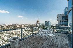 Luxury Apartment with Terraces in Akirov Tower in Tel Aviv