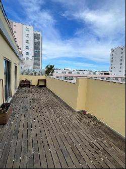 4 Bedroom Duplex With Terraces, Laranjeiras, Lisboa