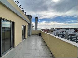 4 Bedroom Duplex With Terraces, Laranjeiras, Lisboa