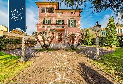 Charming villa with a pool among Tuscan hills and not far from Lucca's town centre