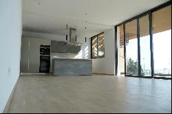Three Bedroom New Apartment in Limassol in a Modern Complex