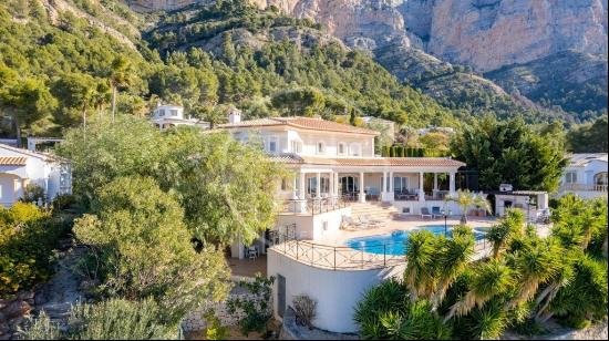 Luxury Villa with Panoramic Views of Javea's Vineyards and Montg, Jávea 03730