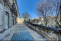 Magnificent property 19th century available in the heart of Avignon