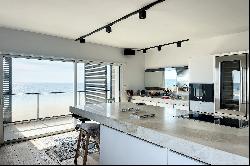 EXCEPTIONAL PENTHOUSE WITH PANORAMIC VIEW OF THE MEDITERRANEAN