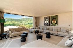 Luxury villa in Cala Tarida