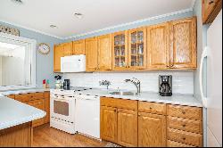 Newly Renovated 3 Bedroom Condo on Montauk Downs Golf Course