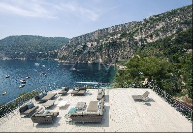 Cap d'Ail - Stunning water front property