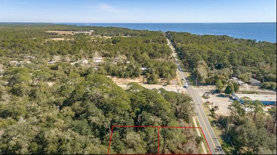 205 SE 11th St, Carrabelle FL 32322