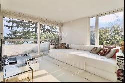 For sale in Lugano-Paradiso luxurious apartment with enchanting view over Lake Lugano & l