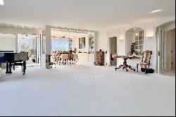 For sale in Lugano-Paradiso luxurious apartment with enchanting view over Lake Lugano & l
