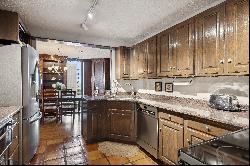 Meticulously Maintained Condo