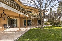 2566 sqm luxury house with pool for sale in Aravaca, Madrid 28023