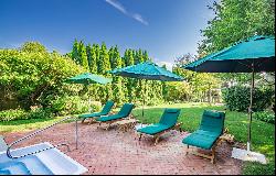 Four Bedrooms, Pool, Cabana, in the Lanes of Amagansett!